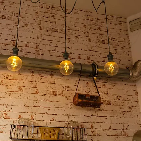 Lovely Nest * Laibach